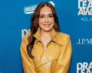 Broadway Star Jessica Vosk Appeals for Privacy After Fan Sneaks into Dressing Room