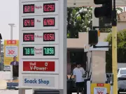 California Gas Prices Hit $6 as US Fuel Costs Surge to 4-Year High