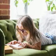 Children's Reading Crisis: UK Families Struggle as Shared Reading Falls 11%