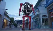 Chinese Firm Unveils World's First Manned Transformable Mecha Robot