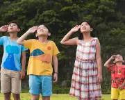 Ciao UFO Review: Hong Kong Tear-Jerker Chronicles Housing Estate Kids' Lives