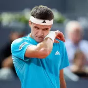 Czech Tennis Star Jakub Mensik Collapses After Epic French Open Win