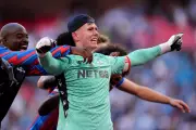 Dean Henderson Urges Palace to 'Finish the Movie' for Glasner in Conference League Final