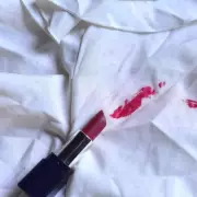 Denture Tablets: The Surprising Stain Remover for White Clothes
