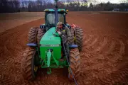 Diesel Price Surge Squeezes US Farmers Amid Tariffs and Drought