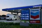 DOJ Probes $2.6B Oil Bets Placed Before Trump Iran Announcements
