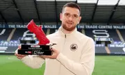 EFL Inaugural Red Boot Award Shared by Vipotnik and Ballard