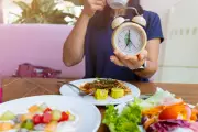 Eight-Hour Eating Window: Expert Guide to Weight Loss Timing