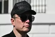 Elon Musk Show Returns: Insider Revelations on Twitter Takeover