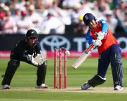 England Women Crush New Zealand by Seven Wickets in Second T20