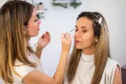 Expert Make-Up Tips to Make Hooded Eyes Look Bigger and Brighter