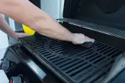 Expert Tips on How to Clean Your BBQ Efficiently and Safely