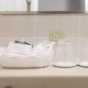Flight Attendant Reveals Genius Hotel Shower Cap Hacks