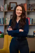Former Union Organizer Shares Tips to Negotiate Debt and Save Money