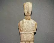 Fraudster's Fake Ancient Statues Foiled by Outdated Printing Methods