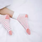 Freeze Damp Socks for Better Sleep in UK Heatwave: Expert Tips
