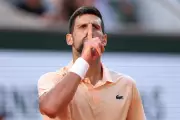 French Open LIVE: Djokovic Faces Fonseca After Sinner's Shock Exit