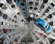 Germany Urged to Wake Up to ‘China Shock 2.0’ Threat to Industry