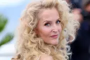 Gillian Anderson's Oscar-Worthy Turn in Gory Horror Movie Wows Cannes