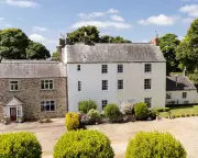 Grade II-Listed Homes: From Chocolate Box Cottages to Stately Wings