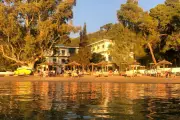 Greece Overtakes Spain in UK Holiday Bookings After Dropping EU Biometric Checks