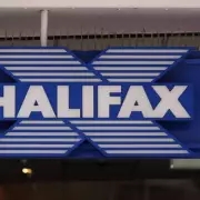 Halifax Cuts Mortgage Rates Up to 0.25% but Warns of Short-Lived Relief