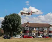 Heathrow in Talks with Airlines to End Row Over Third Runway Costs