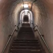 Hidden Devon Beach Accessible Only Through Narrow Tunnel