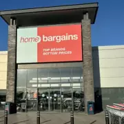 Home Bargains £1.99 Citronella Candle Creates Calming Garden Atmosphere