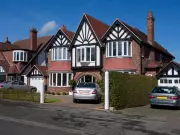 Homeowner's fury as neighbour parks on driveway without permission