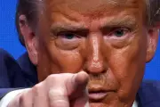 Iran-US Peace Talks Stalled as Trump Mulls Final Strike Options