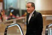 Iran's Top Diplomat Says Lack of Trust Hinders War-Ending Talks with US