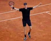 Jannik Sinner Makes History with Italian Open Victory Over Casper Ruud