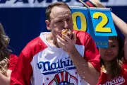 Joey Chestnut Defends Hot Dog Title on Probation After Battery Plea