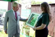 King Forms Instant Bond with Cancer Patients During York Hospital Visit