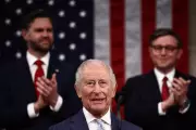 King 'grasped in both hands' risk of US state visit, aide says