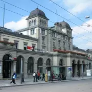 Knifeman Stabs Four at Swiss Train Station, Shouts 'Allahu Akbar'