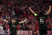 Kvaratskhelia Shines as PSG Overpower Bayern in Champions League Semifinal