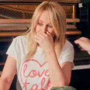 Kylie Minogue Delayed Chemotherapy for IVF in Secret Cancer Battle