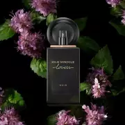 Kylie Minogue's Sultry Perfume Down to £40, Fans Say Lasts for Hours