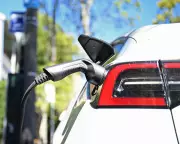 Labor Extends EV Tax Break as Scheme Costs Balloon to $10.1bn