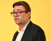 Labour Must Tackle Social Care Crisis Head-On, Urges Fabian Society