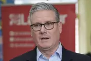 Labour Suffers Stunning Defeat in Heartlands as Starmer Faces Leadership Crisis
