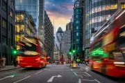 London Bus Fares Capped for Unlimited Weekend Travel This Summer