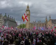 London Protests: Nakba March and Far-Right Rally Clash