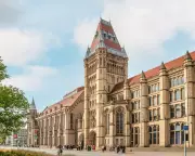 Manchester Uni to Offer Work Placements to All Undergraduates