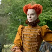 Margot Robbie Unrecognizable in 'Misunderstood' Period Drama Mary Queen of Scots