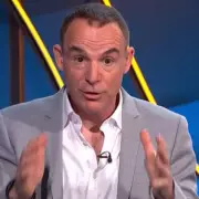 Martin Lewis warns UK tourists on safest payment method abroad