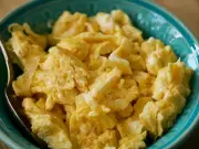 Mary Berry's 1975 Scrambled Eggs with Sweetcorn: A Vintage Twist