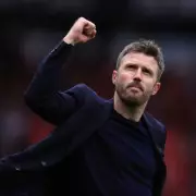 Michael Carrick gives coy response to Man Utd job question after latest update